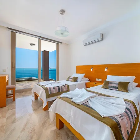 Eco Safran Hill Hotell 4*